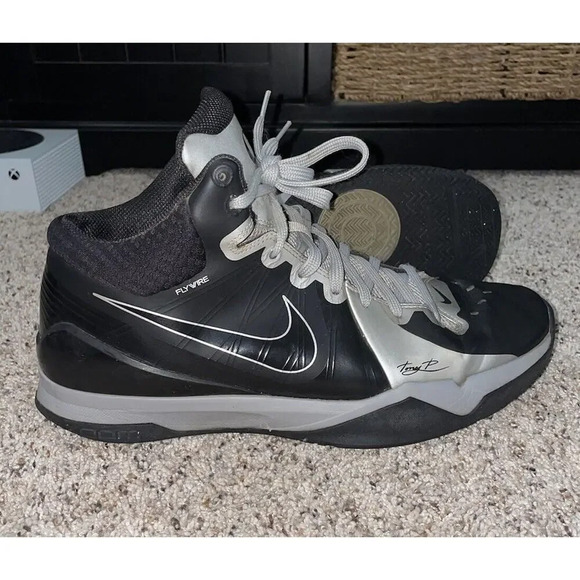 Nike Hyperdunk Tony Parker PE Player Exclusive Promo Sample Shoe 2011 Unreleased - Picture 1 of 11
